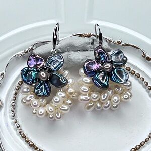 🔥 Handmade S925 SS Freshwater Premium Keshi Peacock 🦚 Metallic Pearl 🌺 Earrings